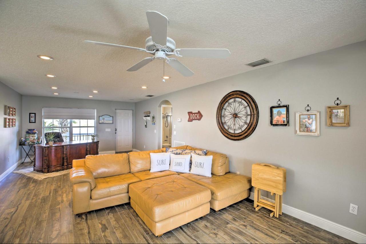 Waterfront Lake Placid Home With Dock And Fire Pit Bagian luar foto