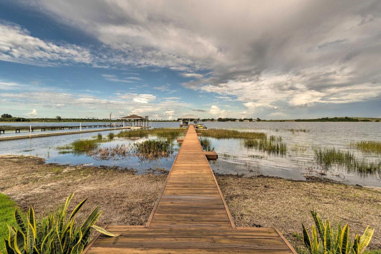 Waterfront Lake Placid Home With Dock And Fire Pit Bagian luar foto