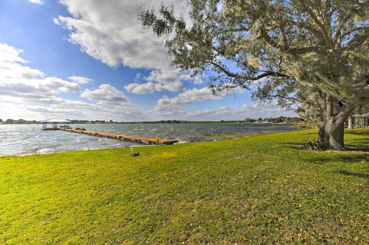 Waterfront Lake Placid Home With Dock And Fire Pit Bagian luar foto